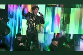 #王源 已在客厅入座视频封面