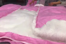 最快速翻被套分享：一折一翻一拉1分钟搞定，翻被子再也不费劲视频封面