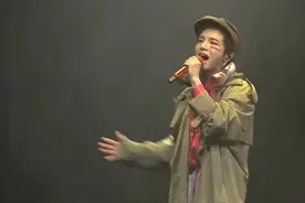 华晨宇《好想爱这个世界啊》，求你善良，不只是花花会哽咽，真的