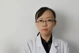 吃鱼胆可以清肝明日，是真的这样吗？听听医生怎么说