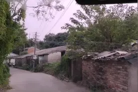 北海最大的城中村，环境跟农村差不多，但本质上就有很大的区别。