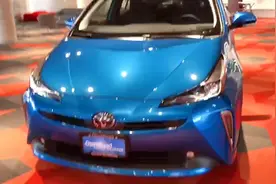 这台车应该是丰田进入中国最早的混动车型，为什么在国内停产了