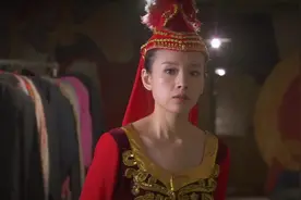 相爱十年：肖然喜欢兄弟的女朋友，在跨年的时候偷偷送她礼物视频封面