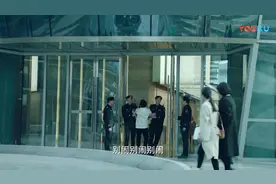 推手：富二代去家族公司上班，没人认识竟被保安赶出去，太逗了视频封面