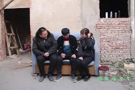 龙龙爸见过未来儿媳后，爽快答应买车给彩礼，这是啥情况