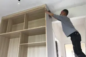 衣柜侧面钉眼如何处理，试试这二种做法，轻松解决视频封面