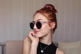 这5款超适合戴眼镜时的心机发型赶紧收好！护目镜下的你魅力四射