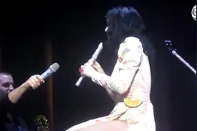 十大明星最尴尬出丑片段十分搞笑视频封面