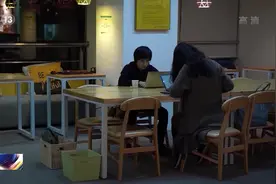早起俩小时还订不上自习室座位？共享自习室这么火爆？视频封面