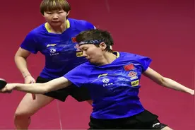 卡塔尔赛国乒4金！男双马龙许昕夺冠 女双王曼昱朱雨玲折桂视频封面