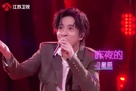 薛之谦深情翻唱《昨夜星辰》风靡大江南北，简直是回忆杀