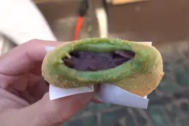 日本年糕贵是有原因的，出品一个年糕实在是太费劲了！视频封面