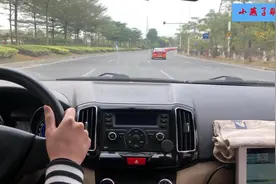 学员练习科目三路考，美女教练手把手教学！视频封面