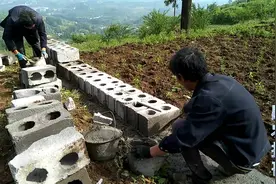 农村自建房砌围墙太牢固了，这种砌法还是第一次见，好砌吗？视频封面