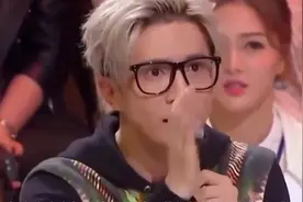 李雨桐微博晒照片，官宣新恋情，恭喜李雨桐视频封面