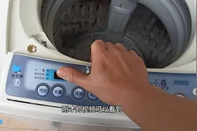 小天鹅洗衣机通电直转个不停，维修师傅一看就知道哪里出问题