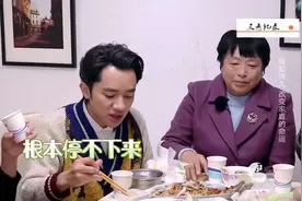 读书改变命运！阿姨每天不吃午餐，独自拉扯出五个名牌大学的娃！