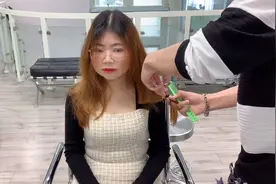 三角脸女生头尖下巴宽，剪短后完美修饰脸型，变漂亮的感觉真好