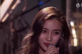 Angelababy杨颖美艳演唱英文歌,原来唱歌这么好听视频封面