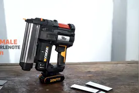 威克士WX840锂电钉枪