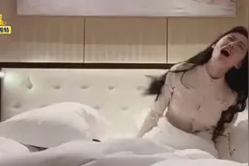 对于一个半夜不睡觉的室友，只能这么办了，安静睡觉！视频封面