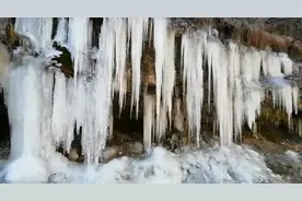 礼泉县山沟里的冰瀑布，太漂亮了，离西安还不远