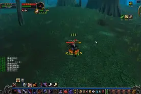 魔兽世界怀旧服，武器战士双持剑锤练级，打怪速度还挺快，很轻松视频封面