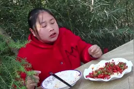 八爪鱼这样吃才叫爽，麻辣鲜香，好吃到胖妹1口1个，这次解馋了