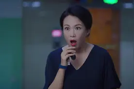 贺灿阳后院起火，与敏敏地下恋情被贺妈发现，父母竟然真的偏心