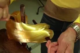 手工拉糖，儿时的记忆,现在吃的人少了！#幸福#健康#杀菌