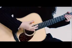 Mili《Camelia》MV，一开嗓就很惊艳，大师级别就是霸气