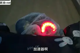 实拍:小伙花1000块钱买的三轮车，用50分钟时间验证便宜无好货！