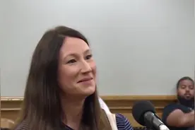 【网红法官】刚生完孩子就上法庭？疑似！！师爷的私生子初登场