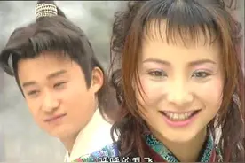 明月得知孟星魂身患喘疾时，精通医术的明月心热心为他治病