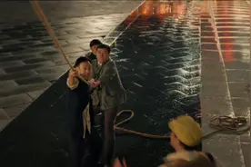 我的祖国：林治远冲过关卡 跑进天安门广场 打算换旗杆装置