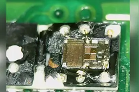 打电话突然黑屏，按开机键才能点亮，到底是什么问题呢#科技视野视频封面