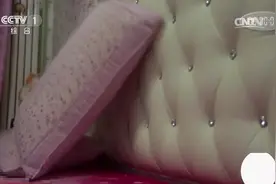 生活圈：枕头过高、过低都会让身体产生异样，该咋办呢？专家支招