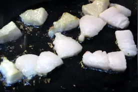 看看一斤猪肉能练出多少猪油，75%的出油率算多还是少？