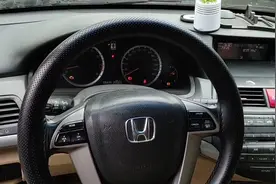 8代本田雅阁，起动困难，加速无力。