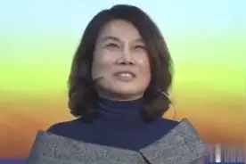 董明珠：回忆起对母亲的愧疚，董明珠也哭了，铁腕柔情视频封面