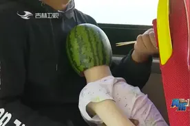 真相123：乘公交车切勿吃东西，实验来告诉你为啥，实在太危险！视频封面