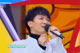 最近发现了一个唱歌特别好的小哥哥“周深”，唱的太好听了