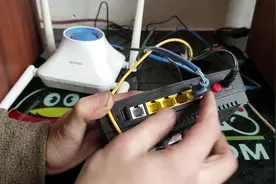 宽带光猫后面的四个网口，原来区别挺大，弄错了还会导致网速变慢视频封面