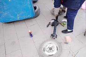 电动三轮车后桥总成怎样更换？分分钟教会你！