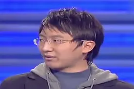 小伙是个公交迷就像个“活地图”，现场小露一手儿，老板纷纷抢人视频封面