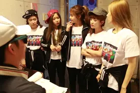 [韩国女团高清MV]Bar Bar Bar韩国美女团制服流氓团