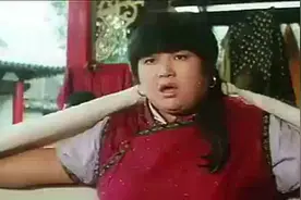 危桥称重250斤，沈殿霞超重非要过桥，下一秒就直接掉河里去了视频封面
