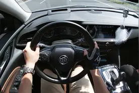 都说别克隔音好，开君威上高速分贝仪实测隔音到底是什么水平？