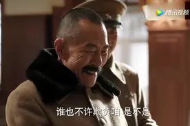 张作霖见到自己亲孙子，立马就变脸之前的严肃哪儿去了？视频封面