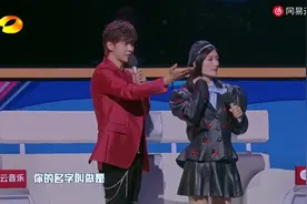 穿《我愿意平凡的陪在你身旁》，简单直白的歌词，唱进人内心